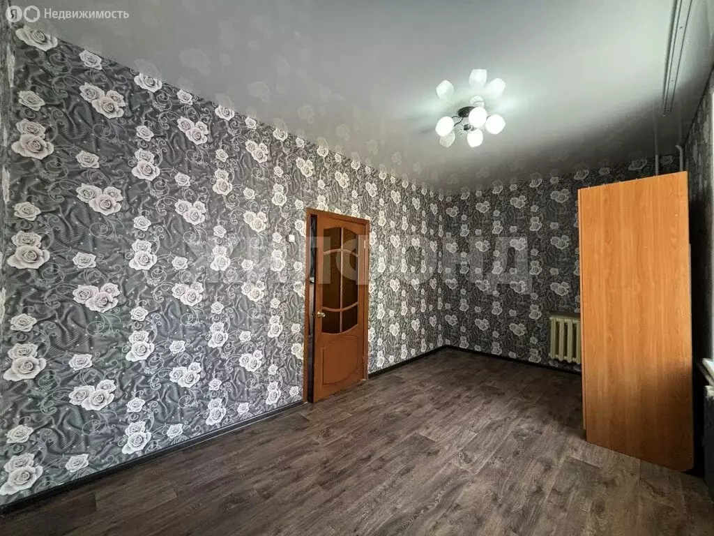 3-комнатная квартира: Черногорск, Октябрьская улица, 91 (61.7 м) - Фото 1