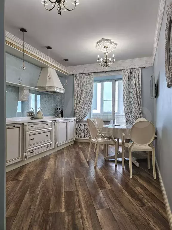 2-к. квартира, 70 м, 7/14 эт. - Фото 0