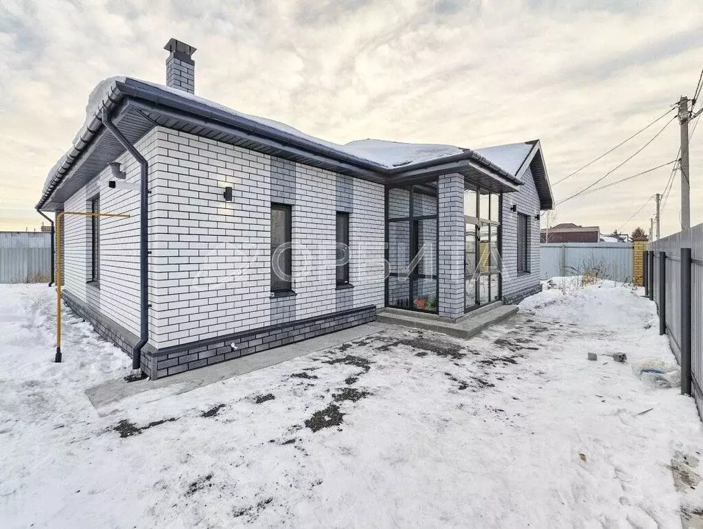 Дом в Тюменская область, Тюменский район, с. Ембаево ул. Тимура ... - Фото 1