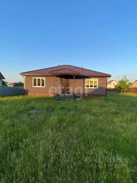 Дом в Белгородская область, Губкин Малиновая ул. (120 м) - Фото 1