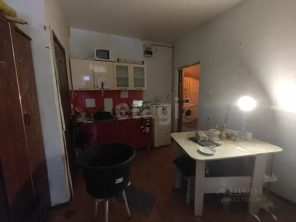 Комната Саратовская область, Саратов ул. Дома 8 Марта, 2 (18.0 м) - Фото 1