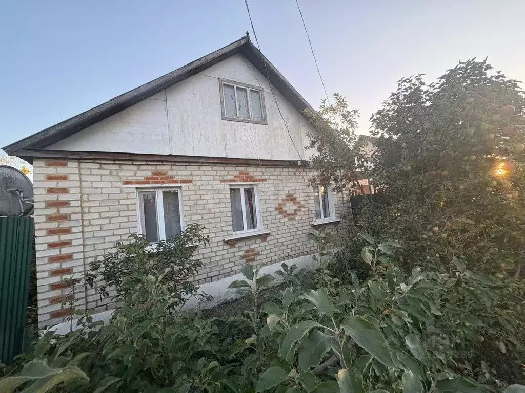 Дом в Белгородская область, Корочанский район, Бехтеевское с/пос, с. ... - Фото 2