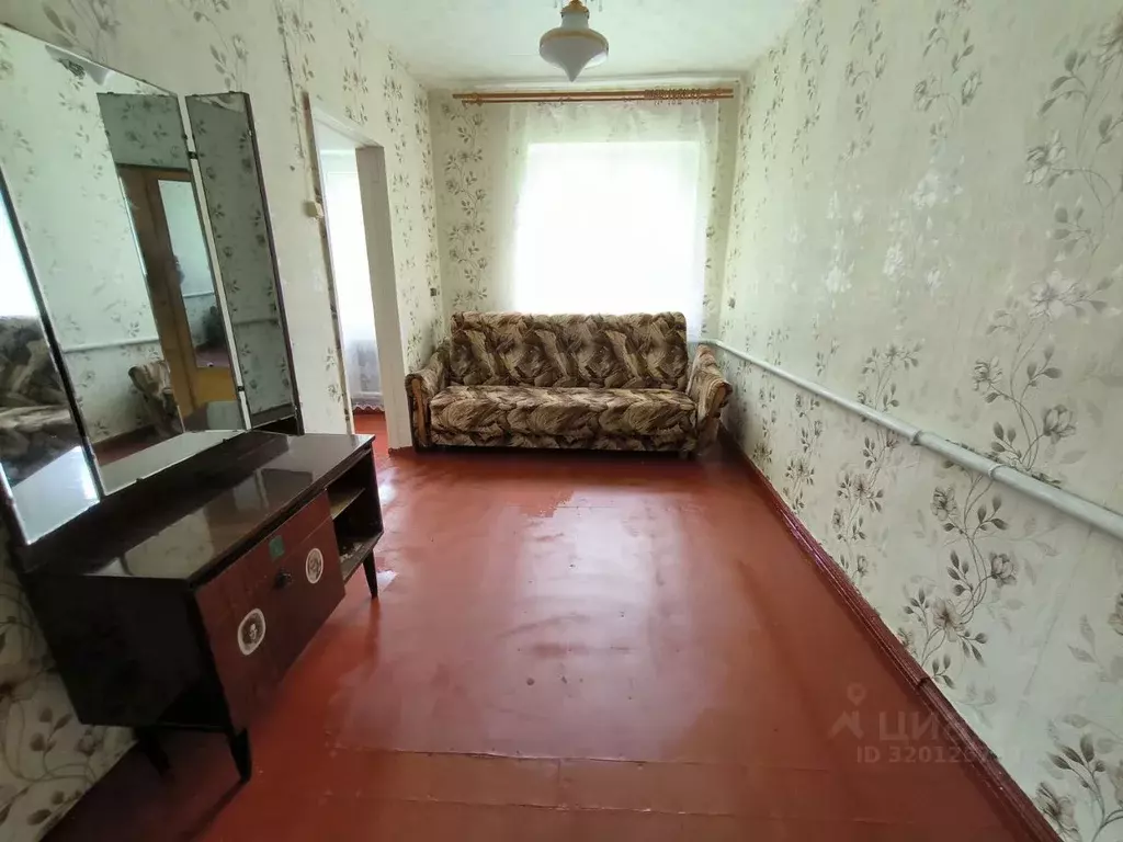 2-к кв. Орловская область, Болхов Комсомольская ул., 5 (45.2 м) - Фото 2