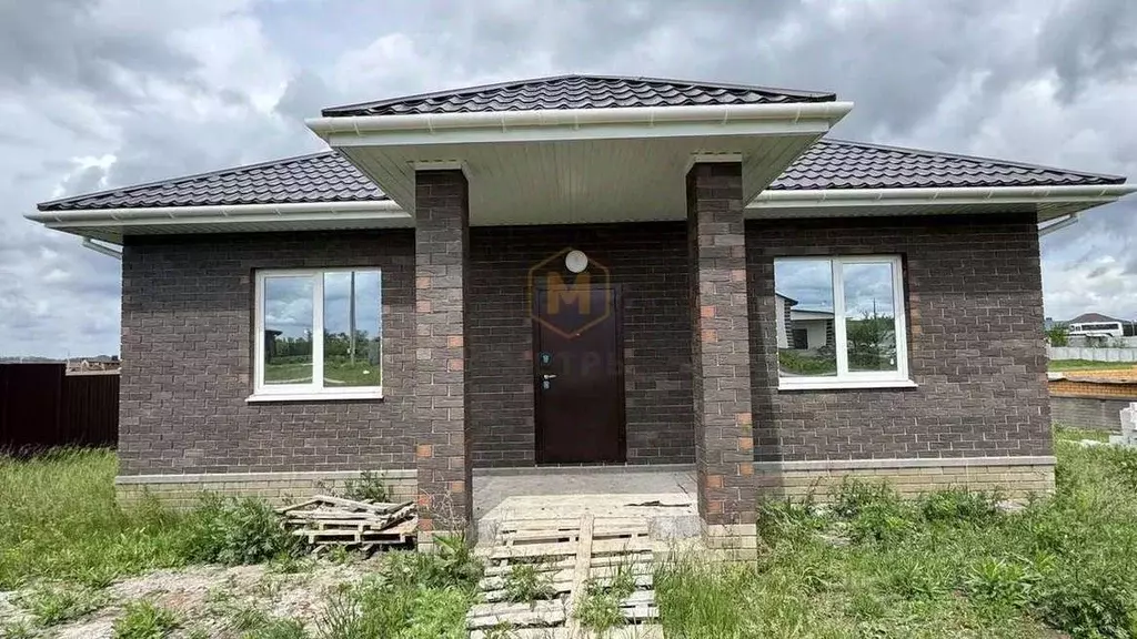 Дом в Белгородская область, Белгородский район, Разумное рп, ... - Фото 0