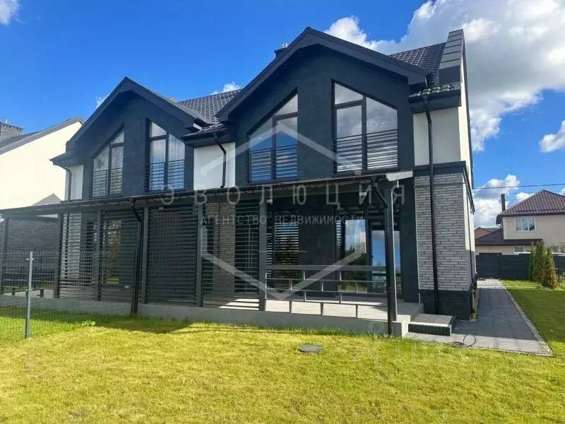 Таунхаус в Калининградская область, Гурьевск ул. Солнечная, 44 (155 м) - Фото 2