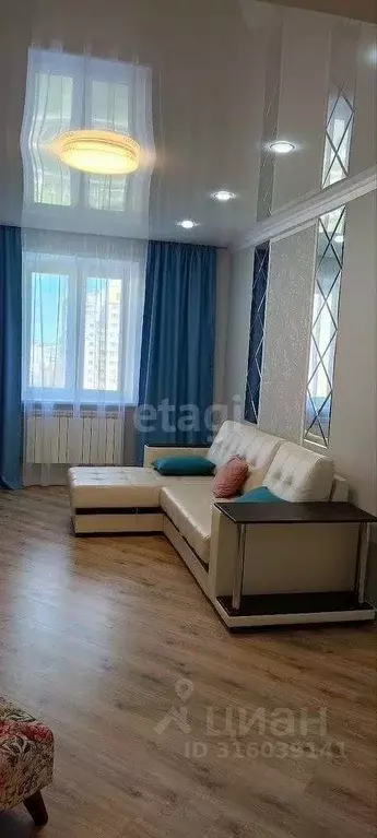 3-к кв. Белгородская область, Белгород ул. Есенина, 20а (72.0 м) - Фото 0