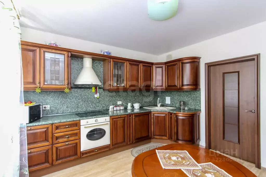 2-к кв. Тюменская область, Тюмень Заречный проезд, 41 (74.6 м) - Фото 1