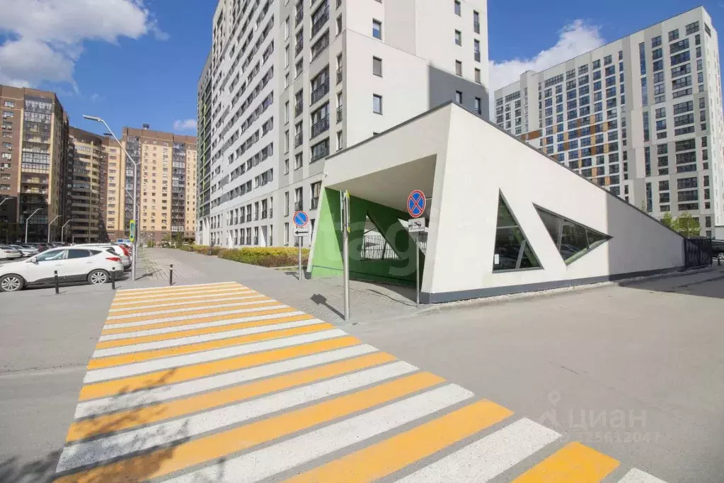 Гараж в Тюменская область, Тюмень ул. 50 лет Октября, 57А (18 м) - Фото 1