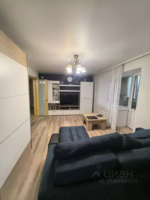 4-к кв. Бурятия, Улан-Удэ Тобольская ул., 57 (85.3 м) - Фото 0