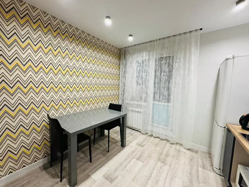 2-к кв. Чувашия, Чебоксары ул. Писателя Лаврентия Таллерова, 28 (53.0 ... - Фото 1