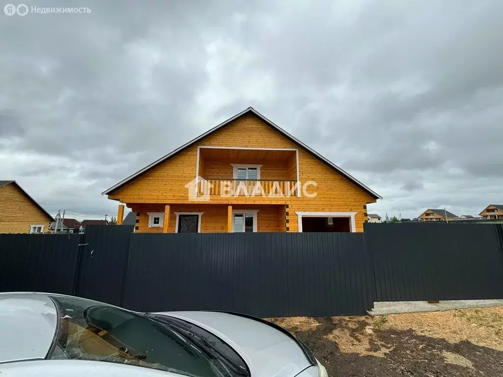 Дом в село Урик, улица Тимирязева, 23А (120 м) - Фото 1