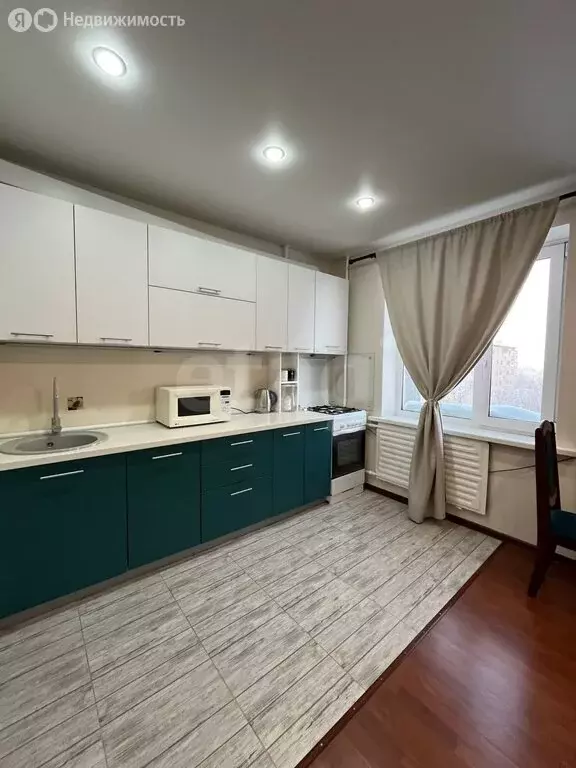 3-комнатная квартира: Усинск, Приполярная улица, 10А (65.6 м) - Фото 1