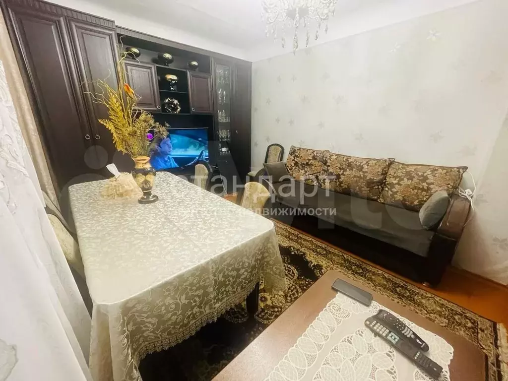 2-к. квартира, 60 м, 1/4 эт. - Фото 1