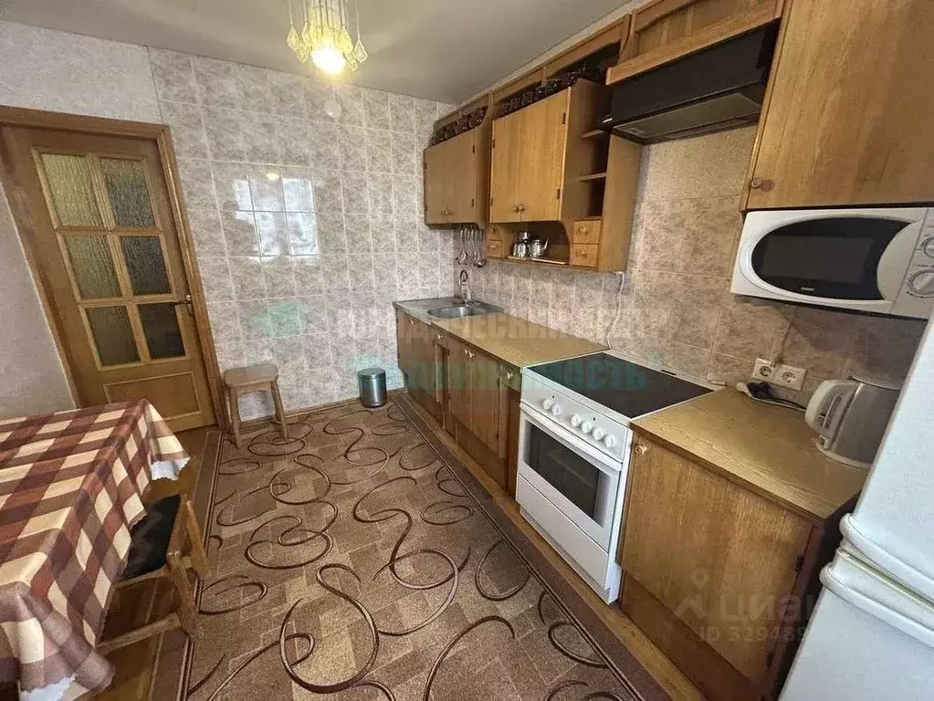 3-к кв. Белгородская область, Белгород ул. Белгородского полка, 65 ... - Фото 2