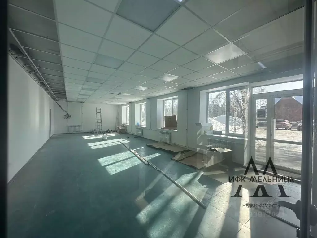 Помещение свободного назначения в Свердловская область, Полевской ул. ... - Фото 1