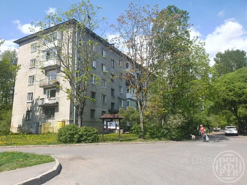 1-к кв. Санкт-Петербург пос. Молодежное, ул. Правды, 17 (31.5 м) - Фото 1