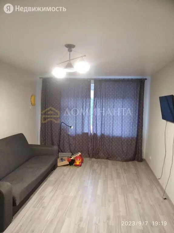 2-комнатная квартира: Смоленск, улица Нормандия-Неман, 29 (60 м) - Фото 0
