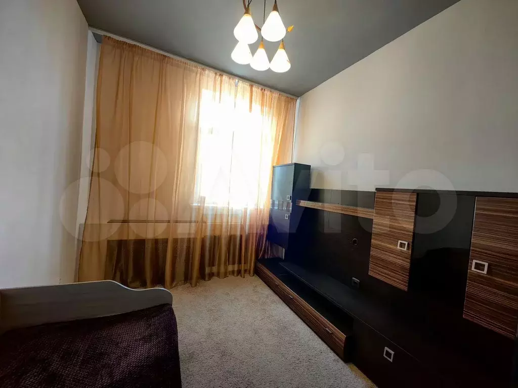 3-к. квартира, 70 м, 3/3 эт. - Фото 0