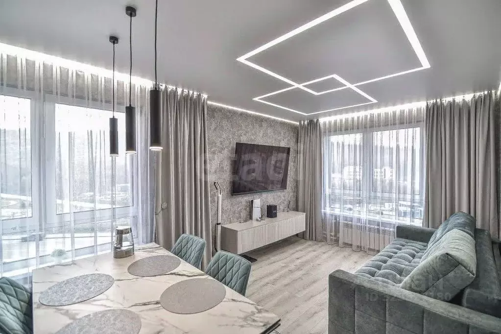 2-к кв. Сахалинская область, Южно-Сахалинск ул. Имени Владимира ... - Фото 0