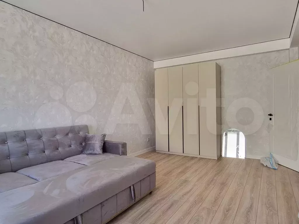1-к. квартира, 45 м, 8/10 эт. - Фото 1