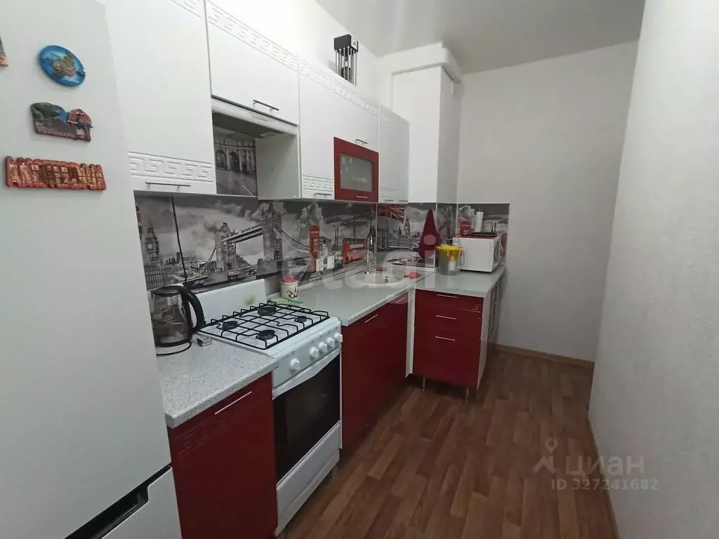 1-к кв. Ямало-Ненецкий АО, Новый Уренгой Строителей мкр, 7/2 (37.0 м) - Фото 2