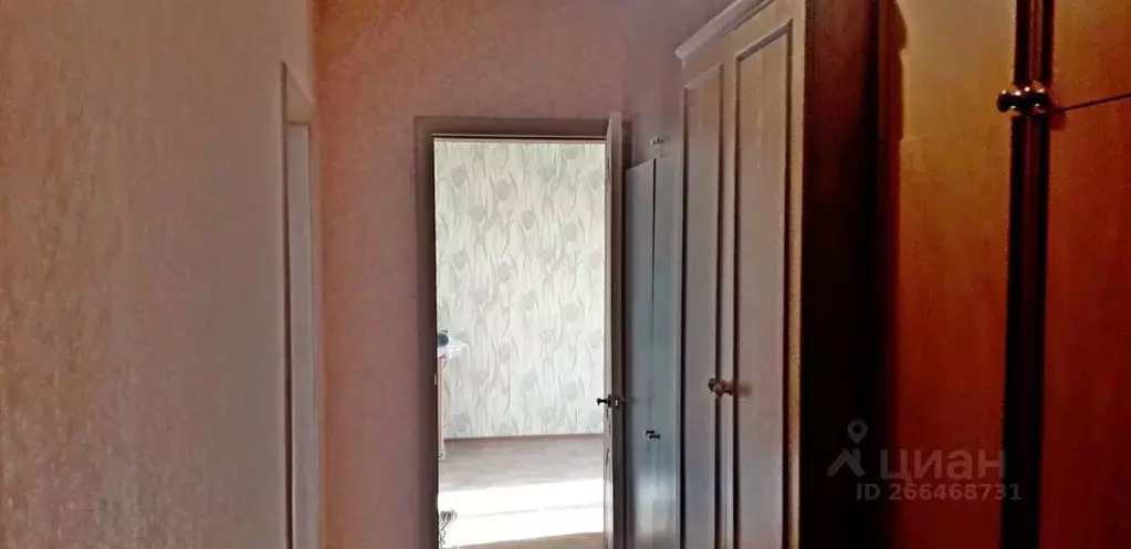 3-к кв. Белгородская область, Белгород ул. Есенина, 36 (71.4 м) - Фото 2