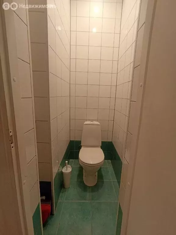 2-комнатная квартира: Выборг, улица Северный Вал, 19 (70 м) - Фото 1