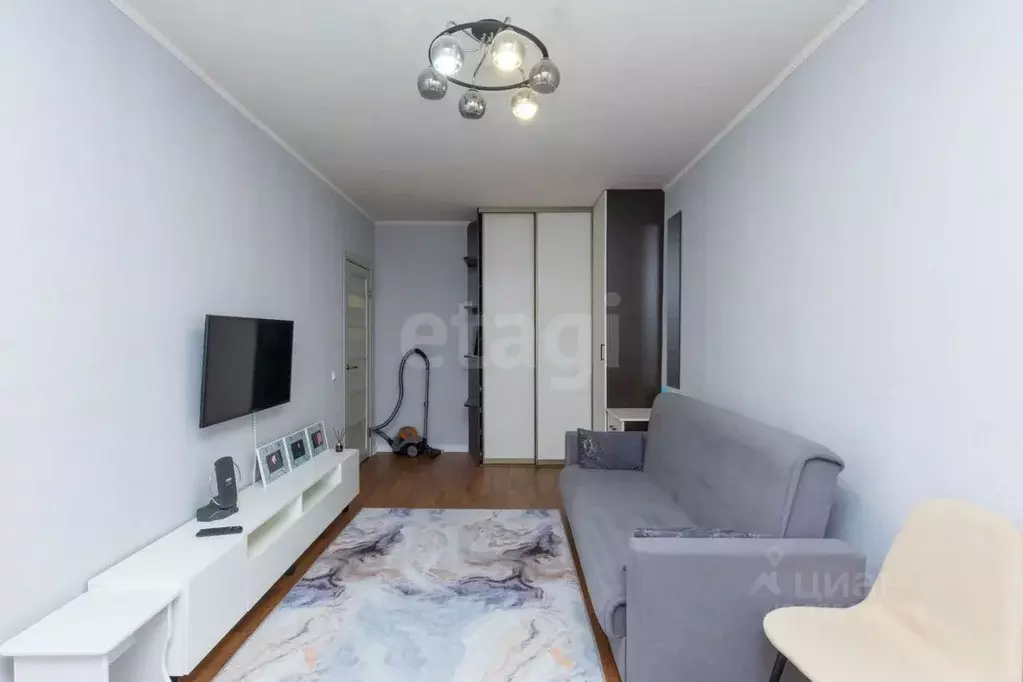 1-к кв. Тюменская область, Тюмень ул. Западносибирская, 18к1 (32.0 м) - Фото 1