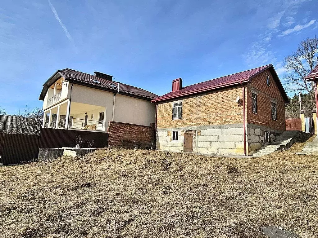 Дом в Ставропольский край, Кисловодск городской округ, пос. Нарзанный ... - Фото 0