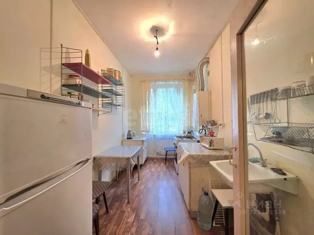 2-к кв. Калужская область, пос. Бабынино ул. Строительная, 25 (48.0 м) - Фото 1