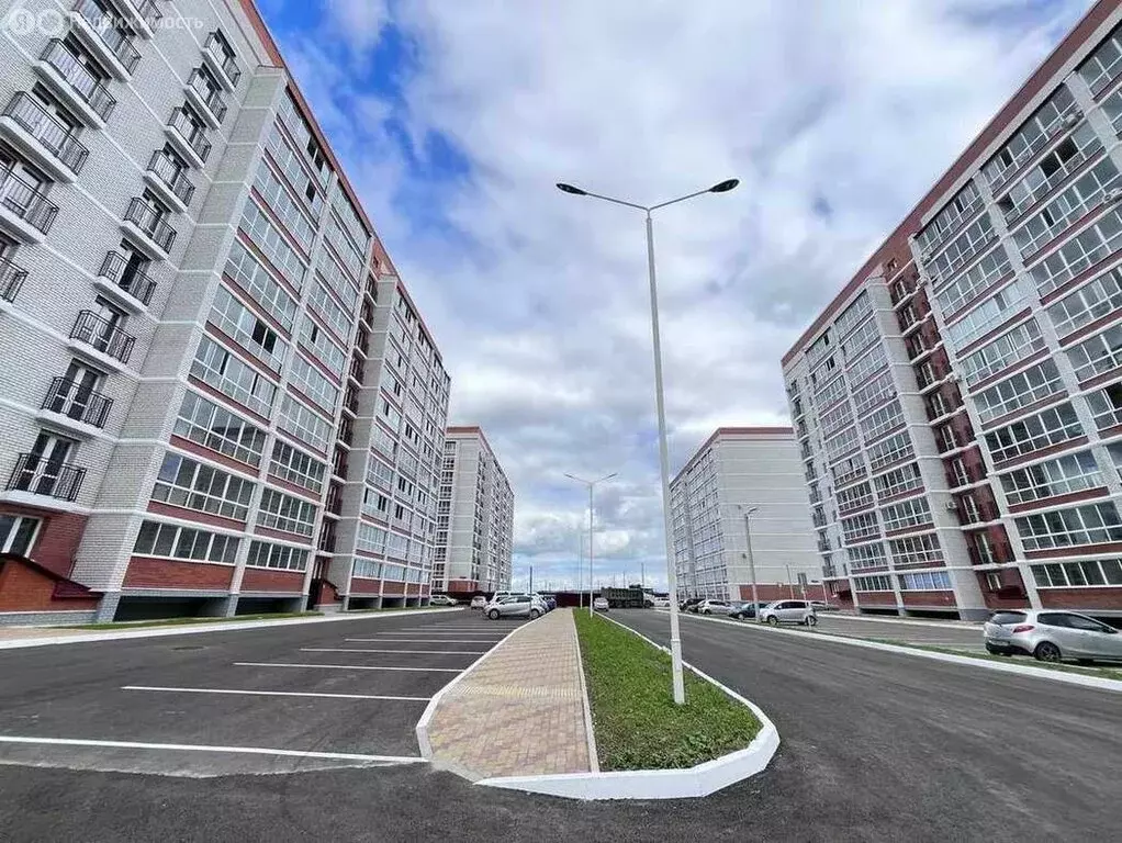 2-комнатная квартира: Чигири, улица Василенко, 5 (48 м) - Фото 1