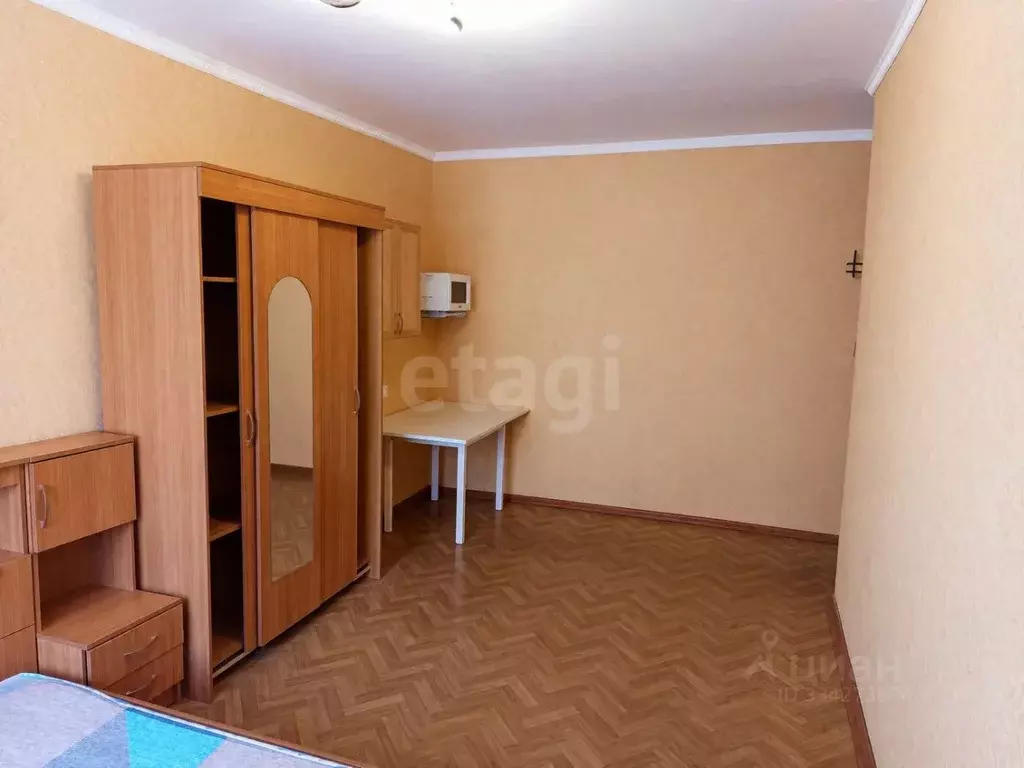 Комната Псковская область, Псков ул. Киселева, 8 (17.0 м) - Фото 2