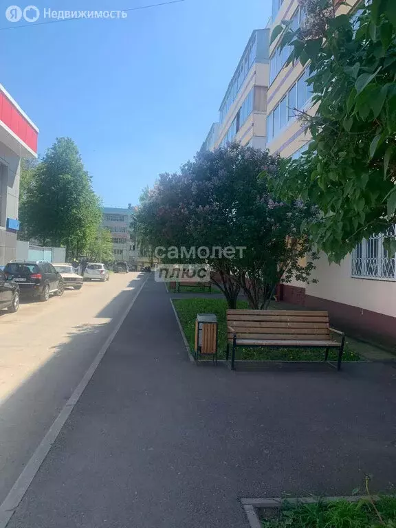 3-комнатная квартира: Нижнекамск, проспект Химиков, 96 (60.1 м) - Фото 0