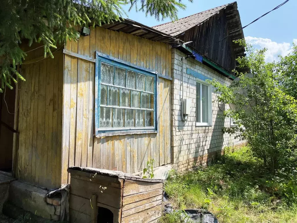Дом в Башкортостан, Иглинский район, с. Улу-Теляк, Зверосовхоз мкр  ... - Фото 0