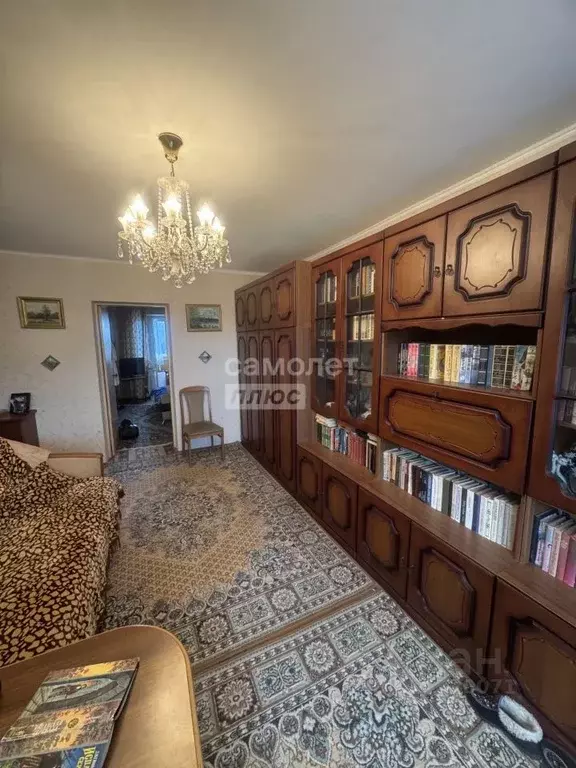 3-к кв. Волгоградская область, Волгоград ул. Кирова, 133 (58.6 м) - Фото 1