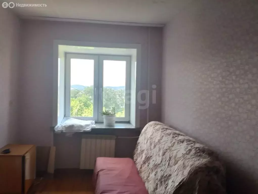 2-комнатная квартира: Богданович, Садовая улица, 4 (43.1 м) - Фото 0