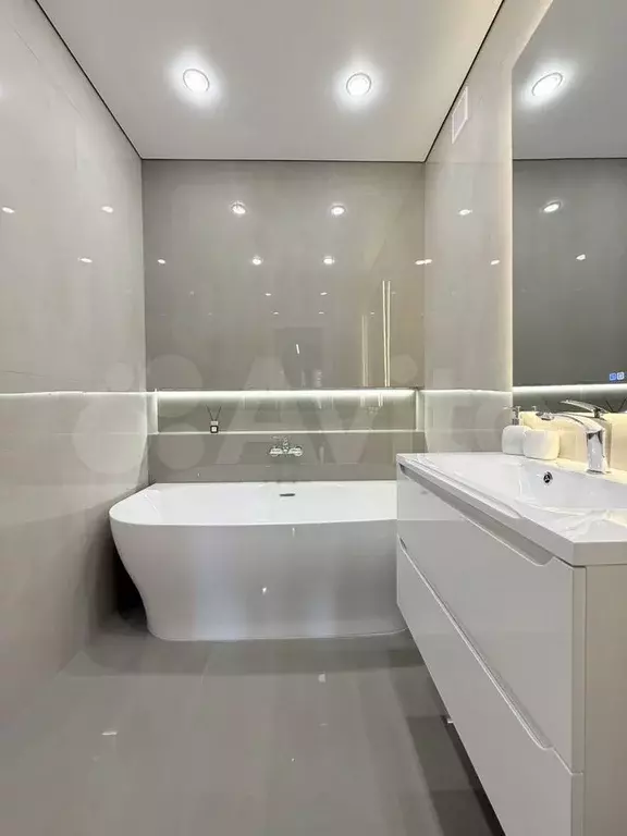 2-к. квартира, 60 м, 8/9 эт. - Фото 1