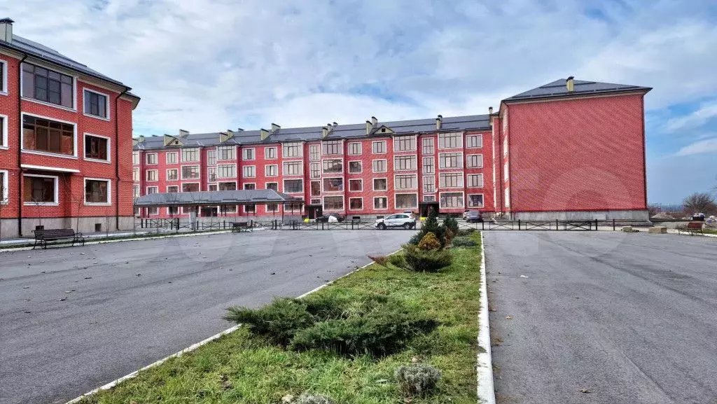 2-к. квартира, 62 м, 2/4 эт. - Фото 0