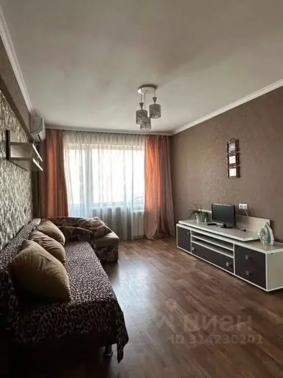 1-к кв. Амурская область, Благовещенск Театральная ул., 81 (40.0 м) - Фото 0