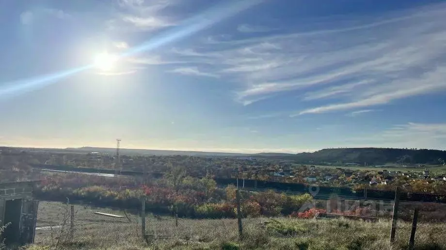 Участок в Крым, Симферопольский район, Чистенское с/пос, с. Фонтаны, ... - Фото 2