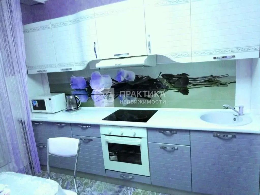 Продается 2-комнатная квартира - Фото 1