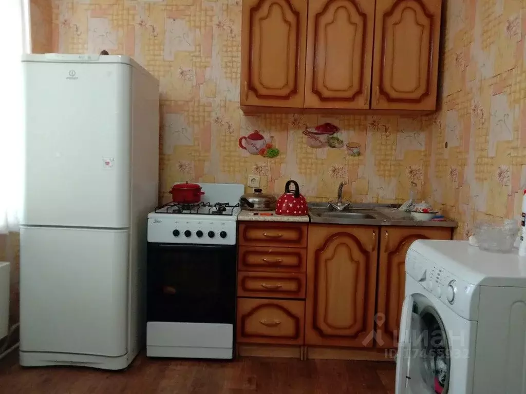 2-к кв. Мордовия, Саранск ул. Ульянова, 97 (60.0 м) - Фото 0