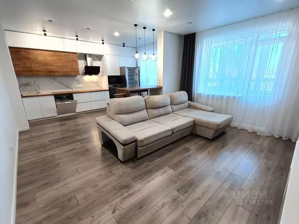 3-к кв. Ульяновская область, Ульяновск пер. Суворова, 27 (102.0 м) - Фото 1