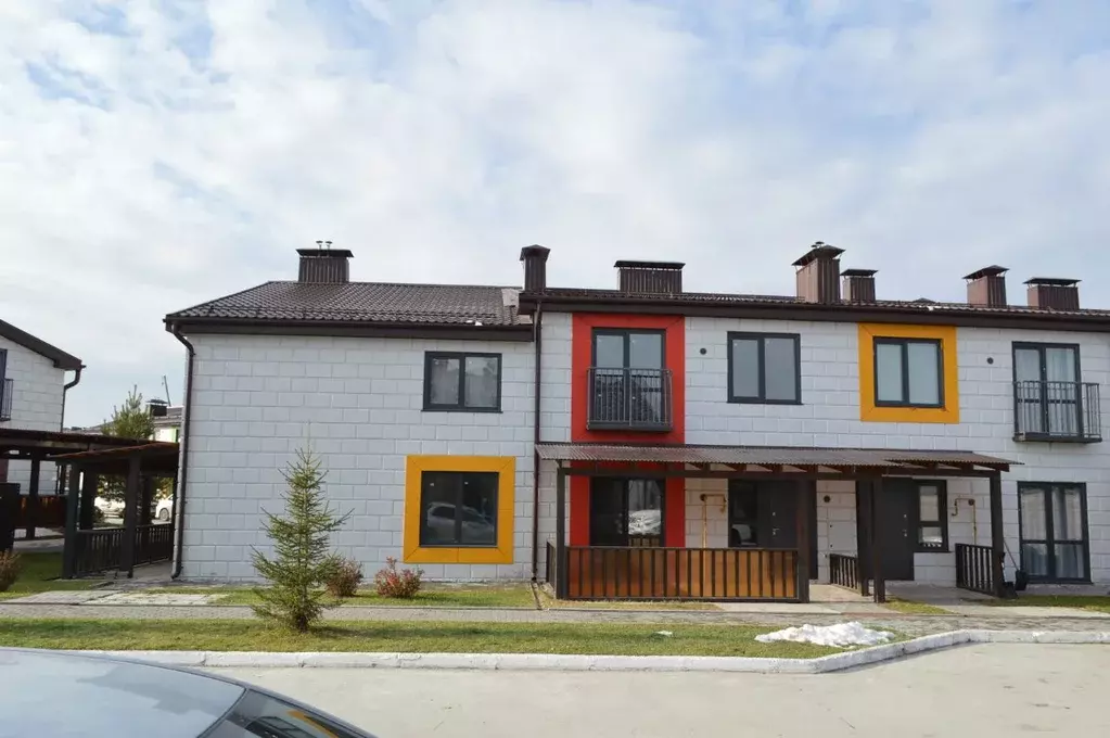 Таунхаус в Новосибирская область, Мошковский район, пос. Октябрьский, ... - Фото 1