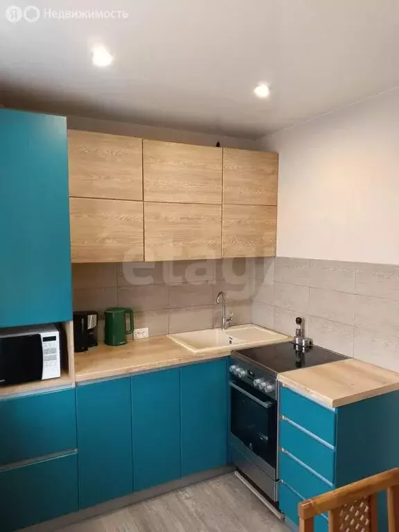 3-комнатная квартира: Усть-Абакан, улица Добровольского, 21 (63.5 м) - Фото 0