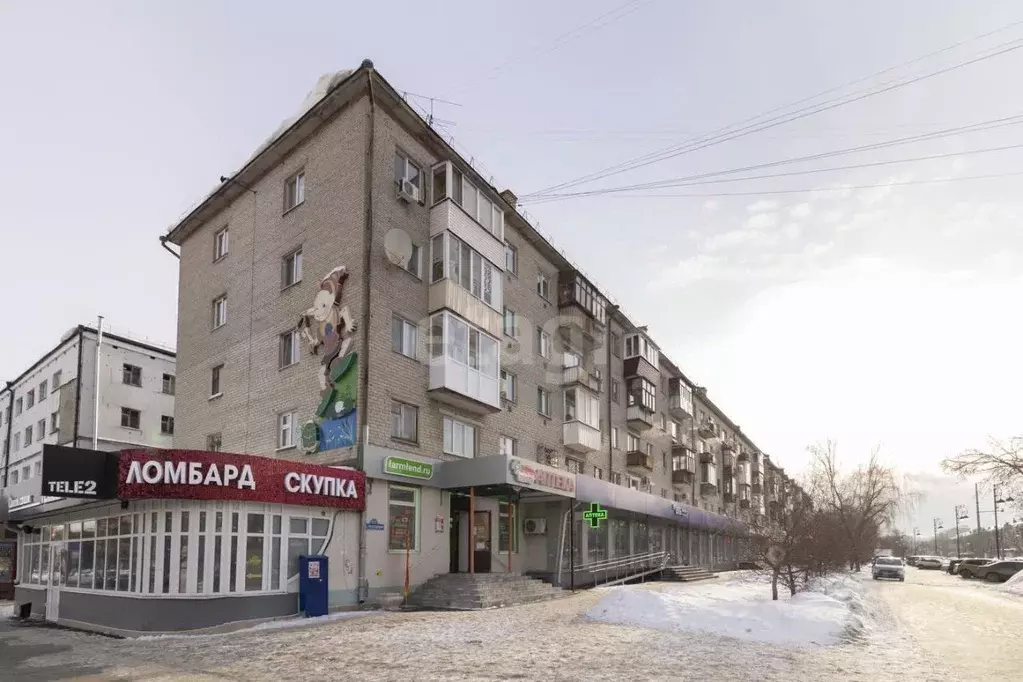 3-к кв. Тюменская область, Тюмень ул. Республики, 171 (55.1 м) - Фото 1