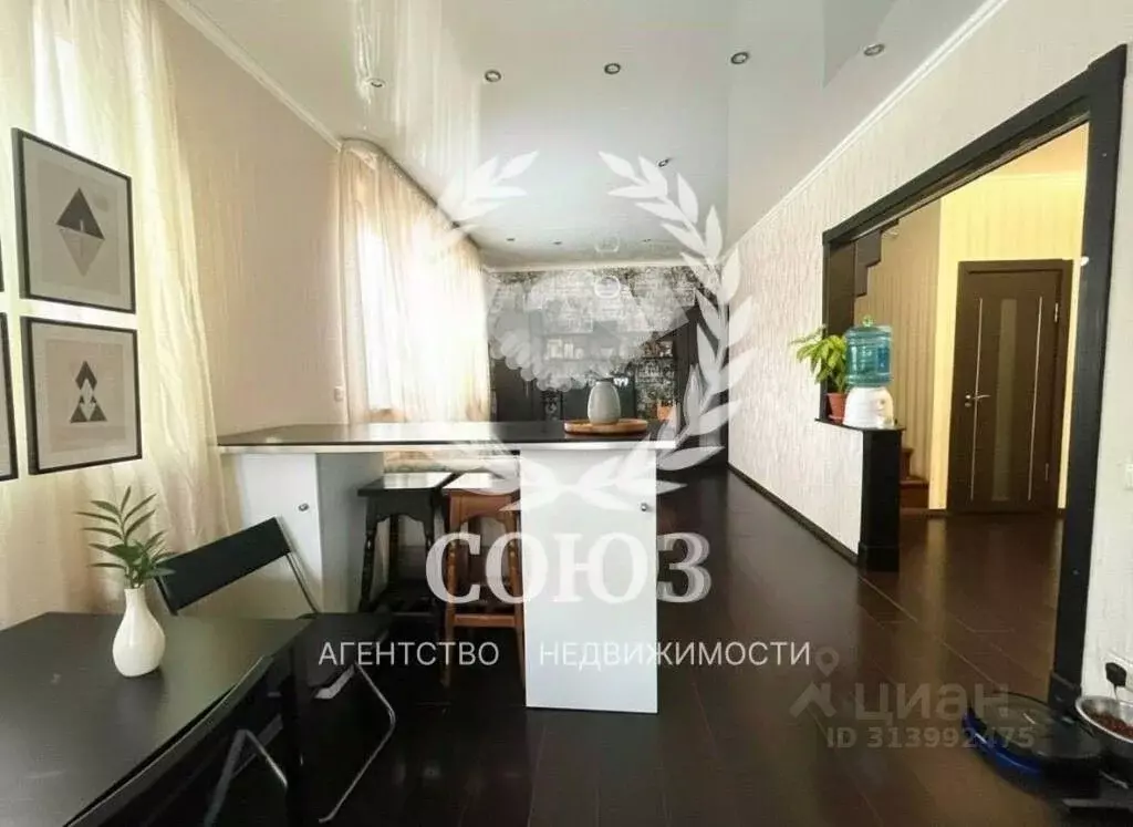 Дом в Калужская область, Калуга ул. Береговая (160 м) - Фото 1