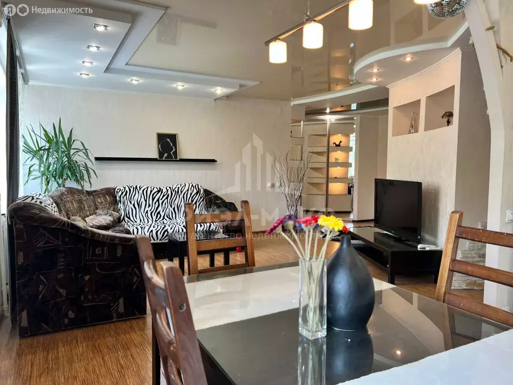 3-комнатная квартира: Брянск, Московский проспект, 1Б (96.7 м) - Фото 1
