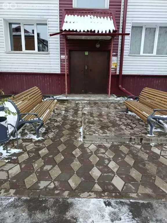 3-комнатная квартира: Горно-Алтайск, улица Григория Чорос-Гуркина, 72 ... - Фото 2