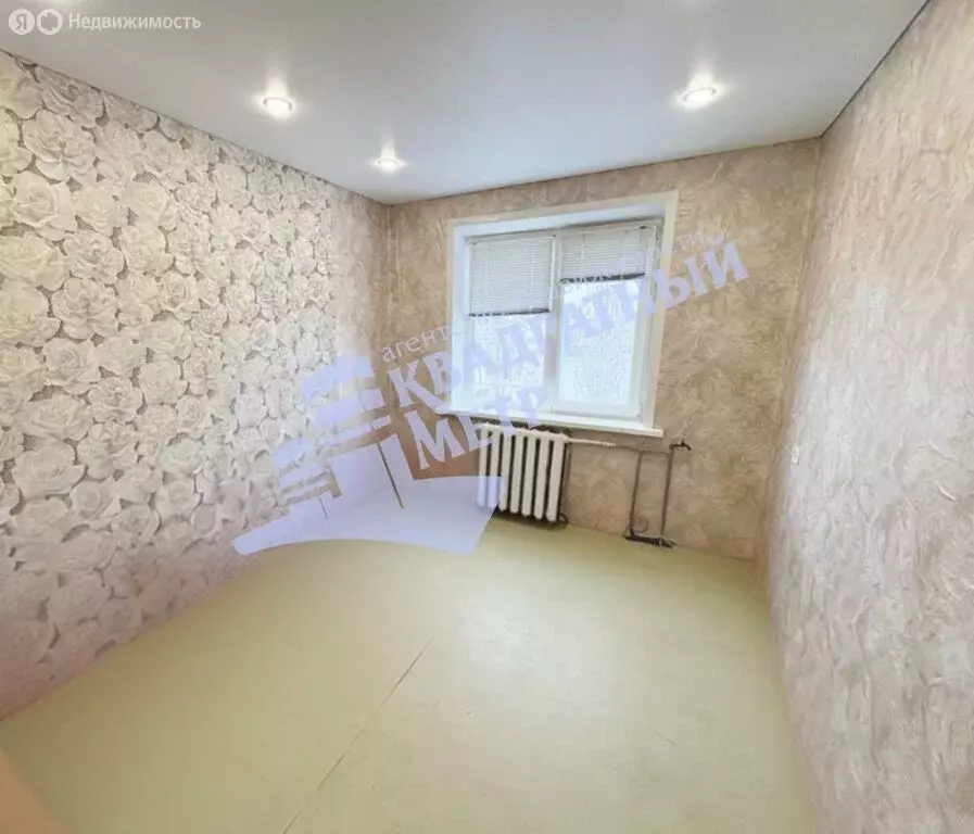 3-комнатная квартира: Балаково, улица Набережная Леонова, 61 (63 м) - Фото 1